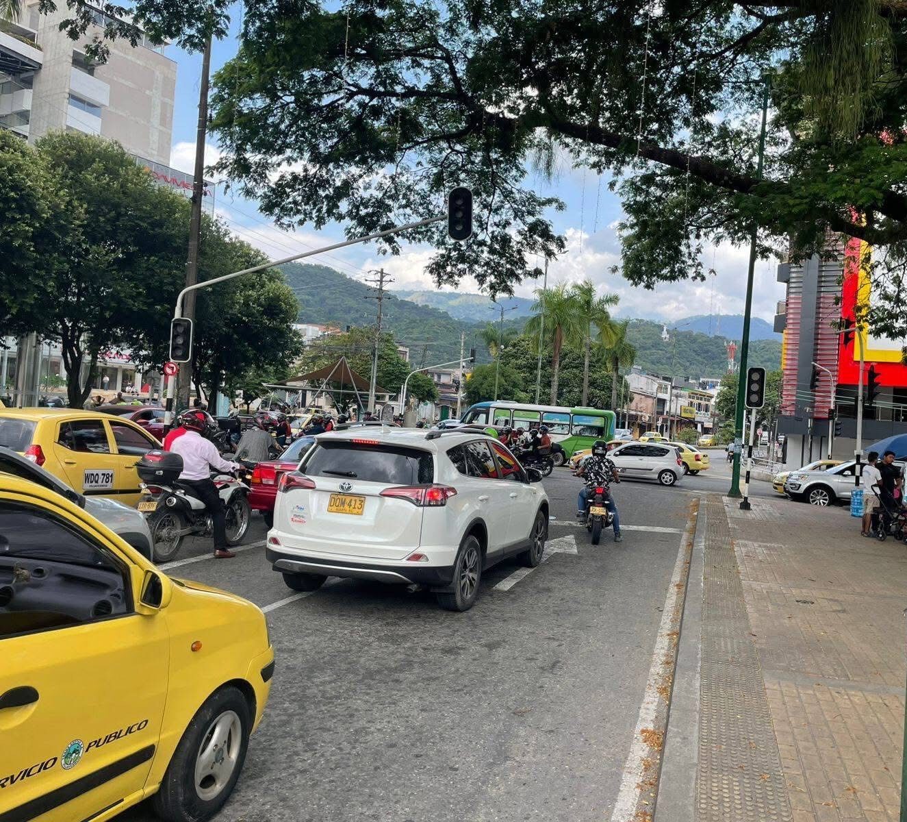 Villavicencio acelera sin freno: El crecimiento del parque automotor plantea un desafío urbano y ambiental 1