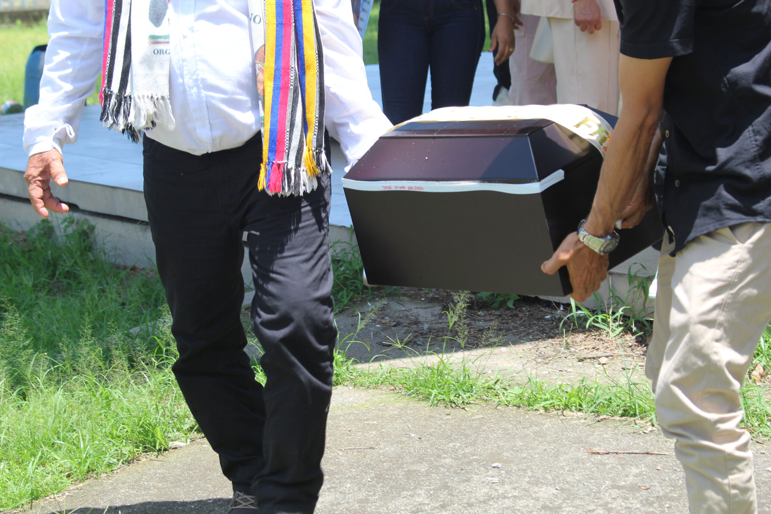 Una familia del Meta recibe a su hijo desaparecido hace 24 años: la verdad llegó desde Neiva 1 Una familia del Meta recibe a su hijo desaparecido hace 24 años: la verdad llegó desde Neiva 1