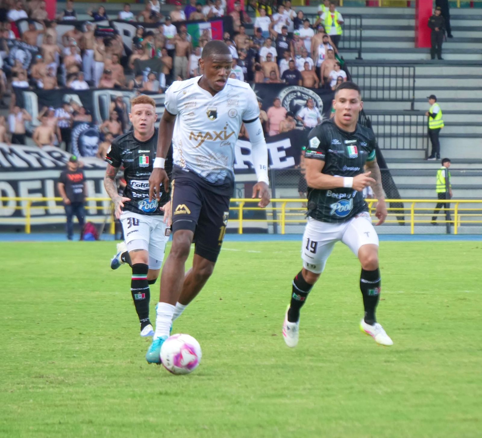 Sin Dayro, sin gol: Llaneros ganó y sueña con las finales 4 Sin Dayro, sin gol: Llaneros ganó y sueña con las finales 4