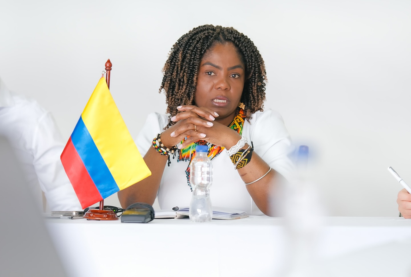 Vicepresidenta rechaza acusaciones sobre presuntos vínculos con grupos criminales y exige pruebas 2 Vicepresidenta rechaza acusaciones sobre presuntos vínculos con grupos criminales y exige pruebas 2