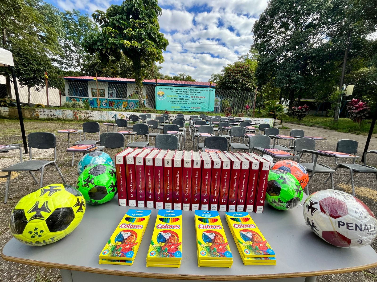 Ejército mejora sede educativa en Villavicencio para más de 120 estudiantes 1