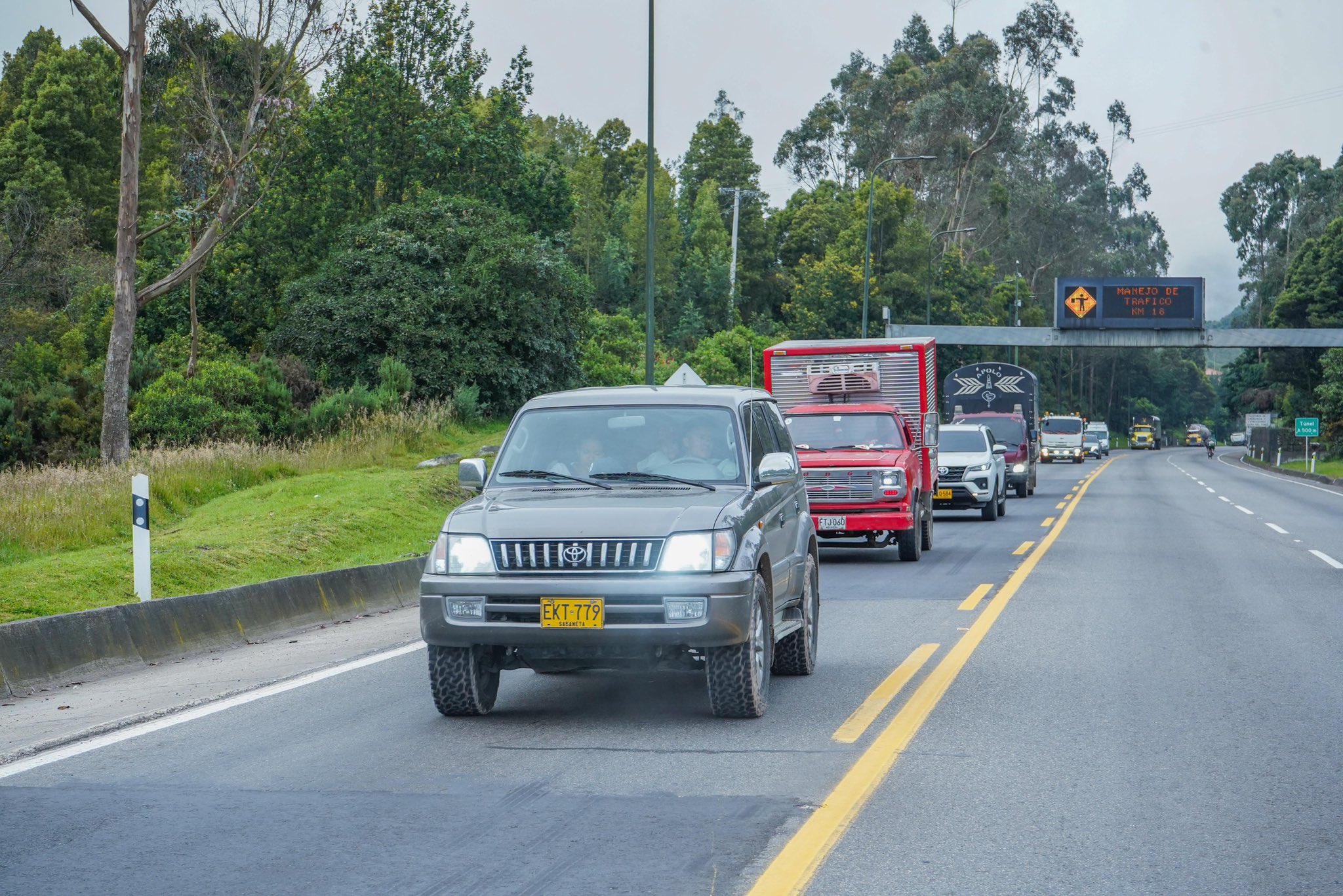 Habilitan tránsito bidireccional en el km 18 de la vía Bogotá–Villavicencio 1