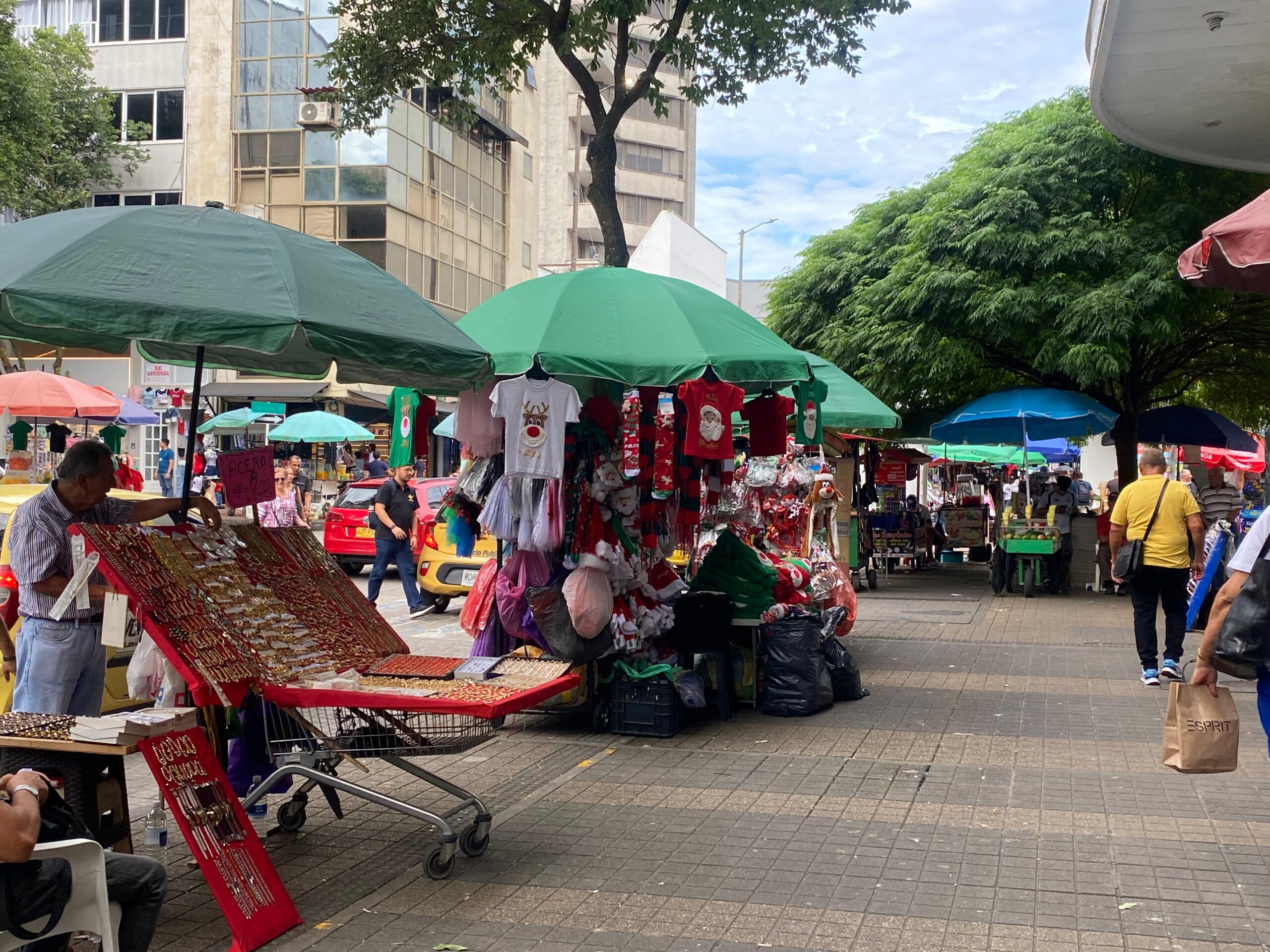 Así se mueve el Centro de Villavicencio durante la temporada de fin de año 1