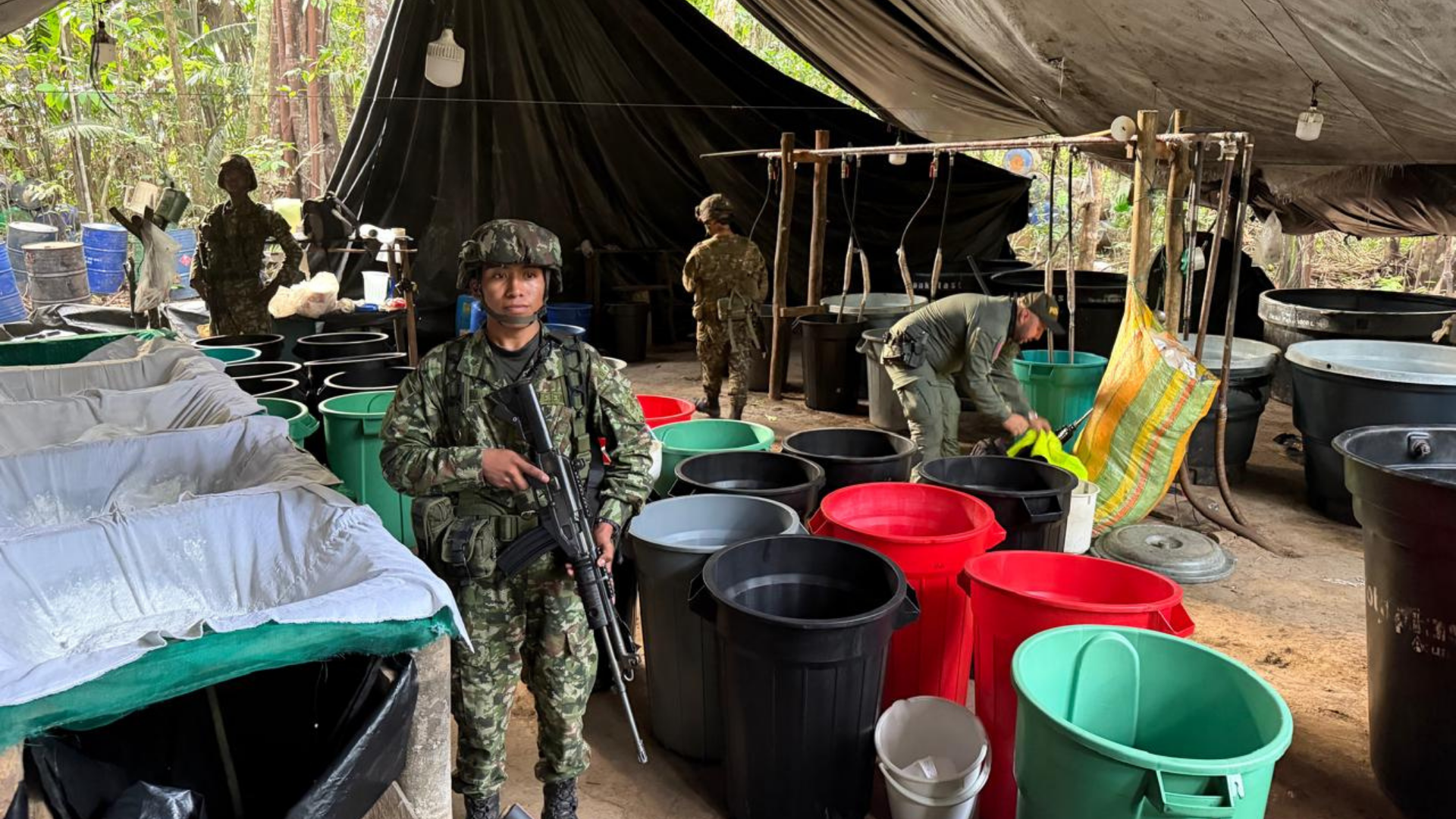 Ejército destruye laboratorio de cocaína en zona rural de San José del Guaviare 2