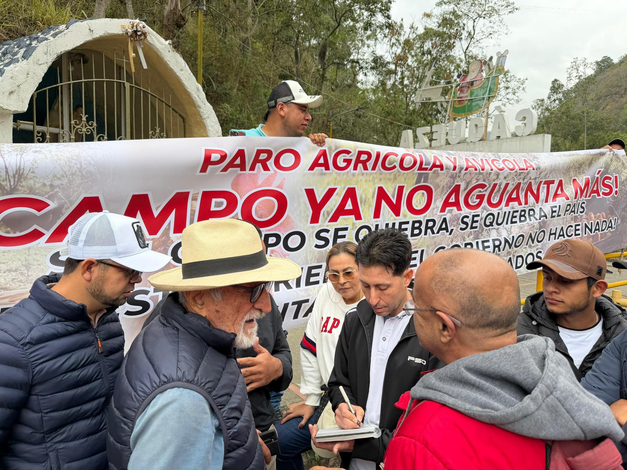 Vía al Llano: Productores avícolas levantan protesta tras acuerdos  2