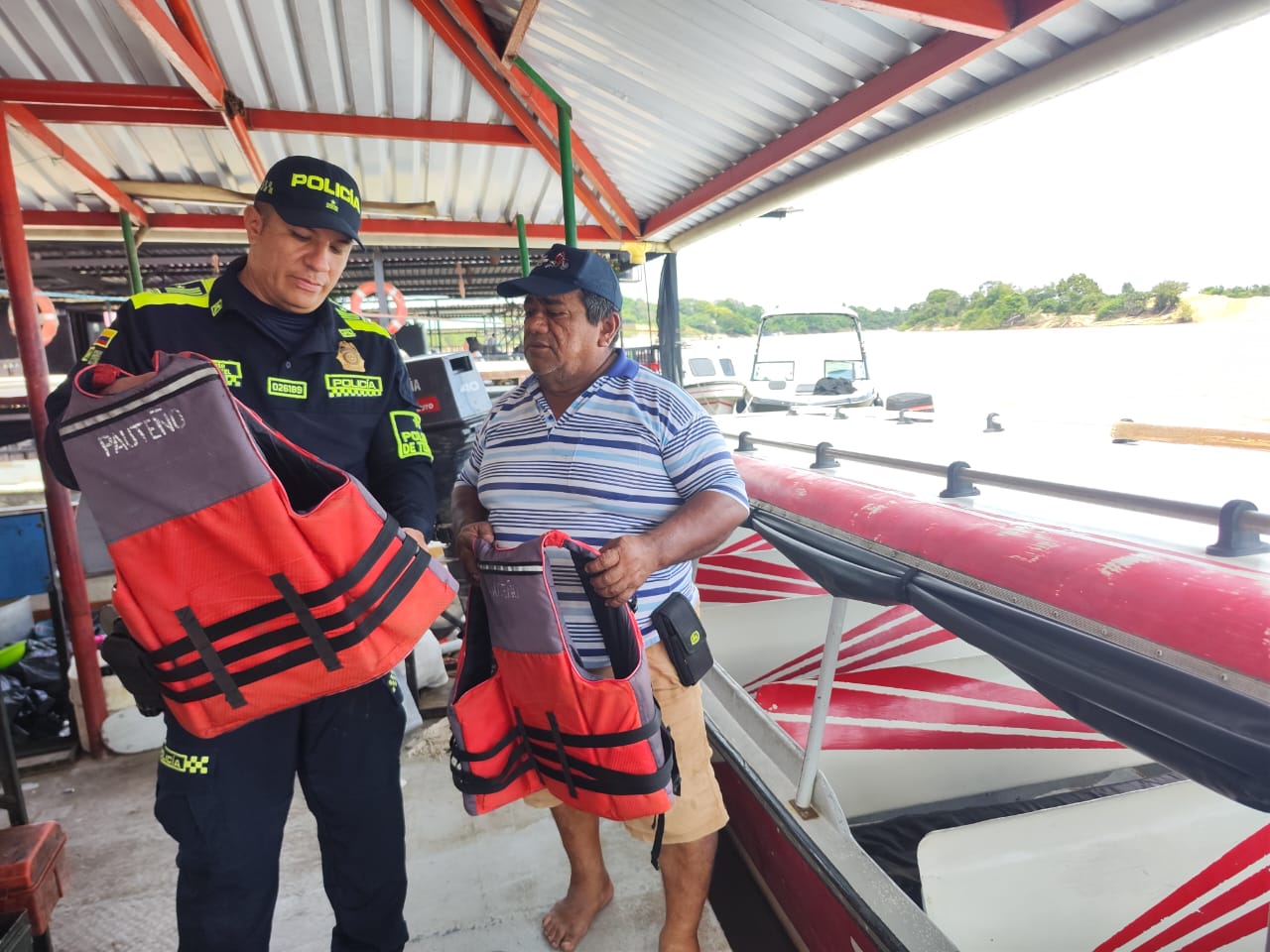 Refuerzan controles a prestadores turísticos en Puerto López y Puerto Gaitán 14