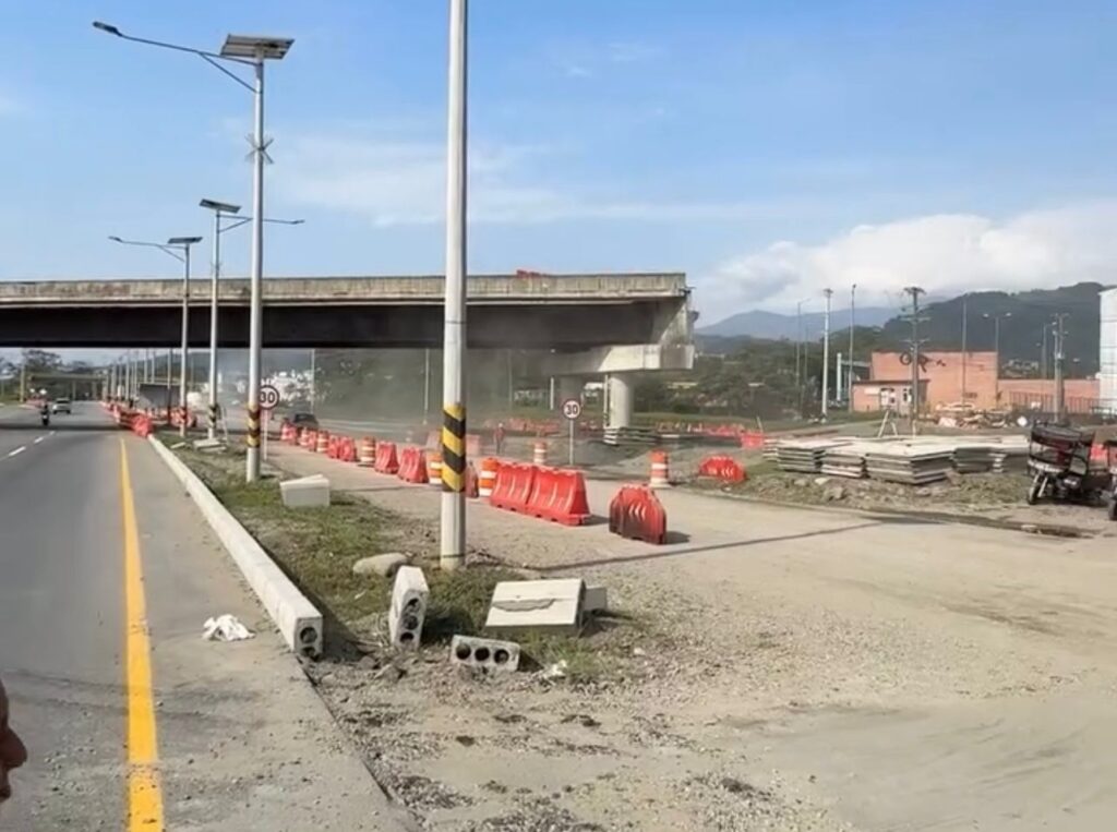 Acuerdan reapertura de accesos a Restrepo tras protestas por cierres viales 3