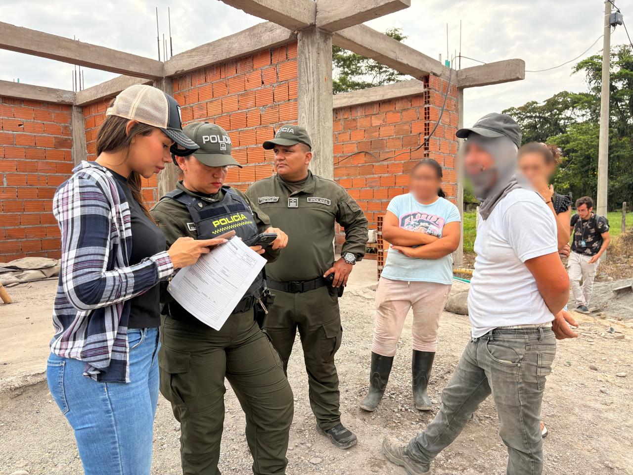 Seis capturados por construcciones ilegales en área protegida de Villavicencio