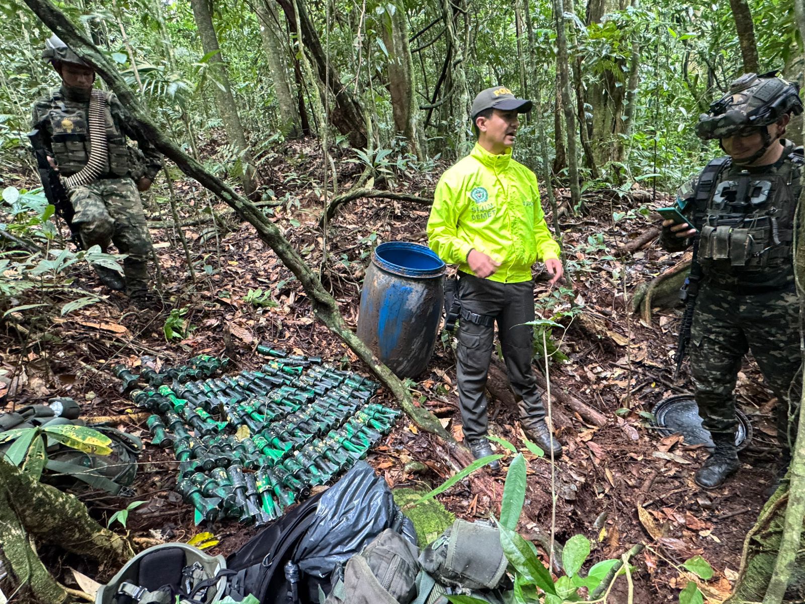 Golpe a Iván Mordisco: incautan depósito de guerra en El Castillo 2