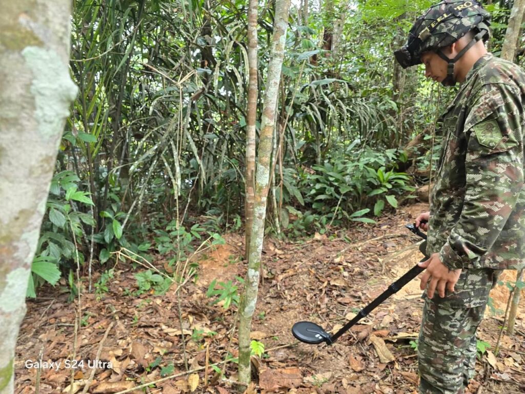 Ejército neutraliza campo minado en zona rural de Miraflores, Guaviare 2