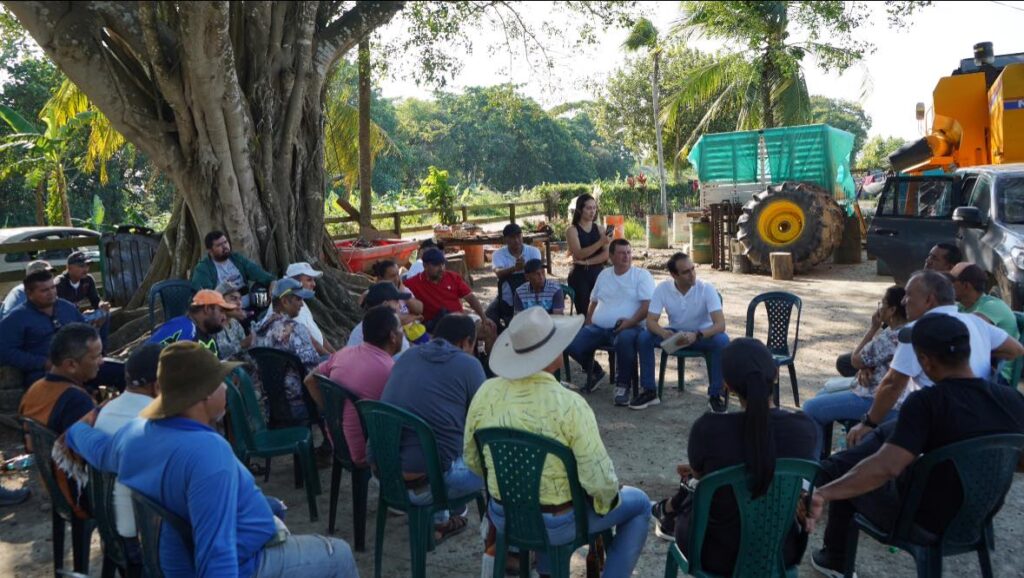 Con propuestas en seguridad y desarrollo, Alejandro Vega busca seguir en el Senado 5