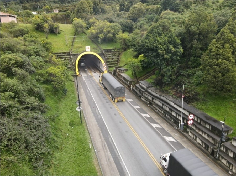 Autorizan cierres nocturnos en los túneles Boquerón y Renacer en la vía Bogotá – Villavicencio 1