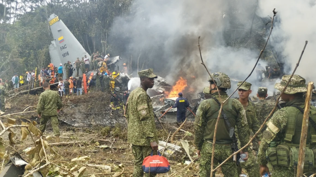 Asciende a 68 muertos tras accidente de avión militar en Puerto Leguízamo