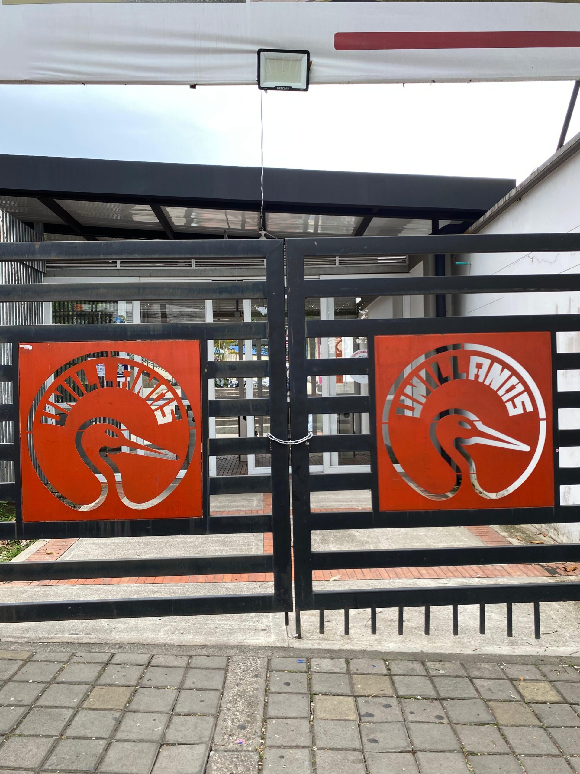 Por denuncias de violencia de género, estudiantes cierran Unillanos San Antonio y frenan elecciones