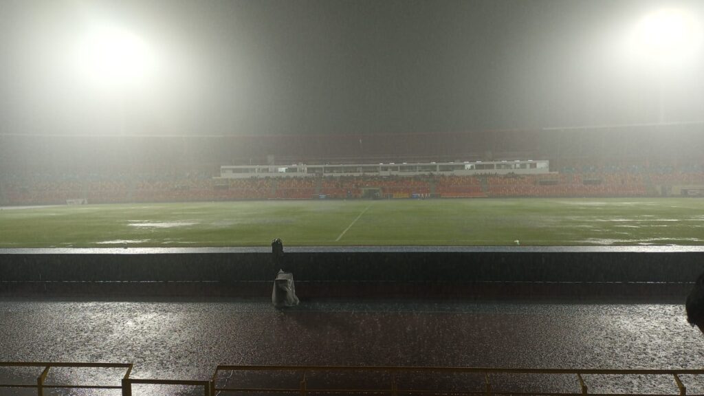 Partido entre Llaneros FC y Once Caldas fue suspendido por fuertes lluvias 2