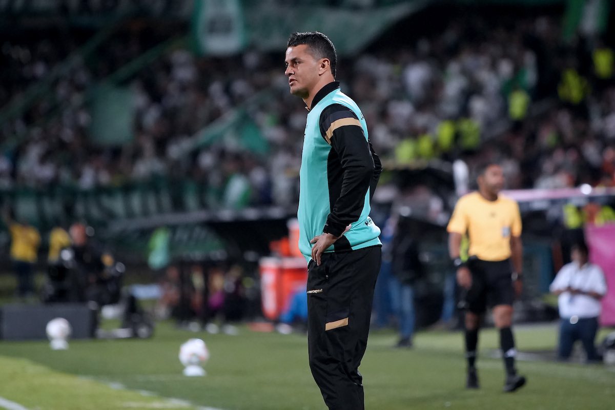 Llaneros FC confirmó la salida del técnico José Luis García