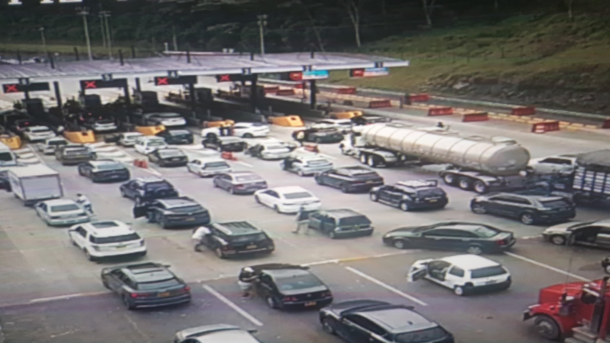 Aumenta el tráfico hacia Bogotá por retorno anticipado de Semana Santa 1