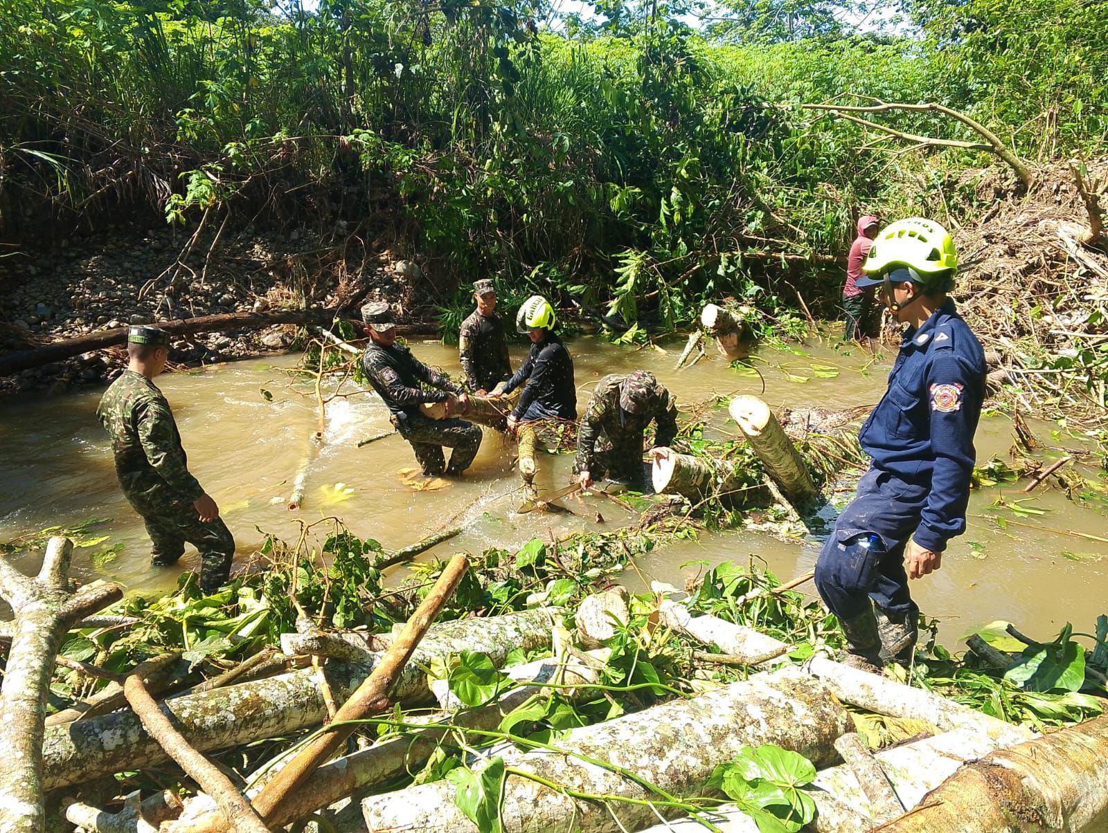 Ejército y organismos de socorro atienden emergencia por inundaciones en Granada, Meta 1