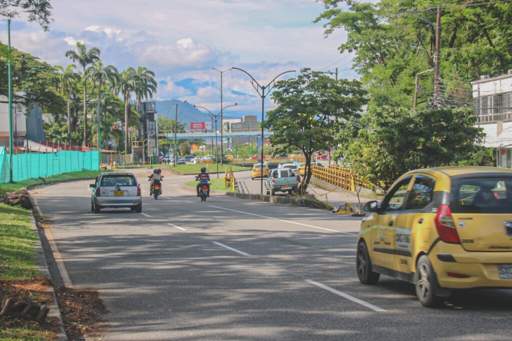 Implementan nuevos cambios viales en la Avenida 40 por contingencia de movilidad