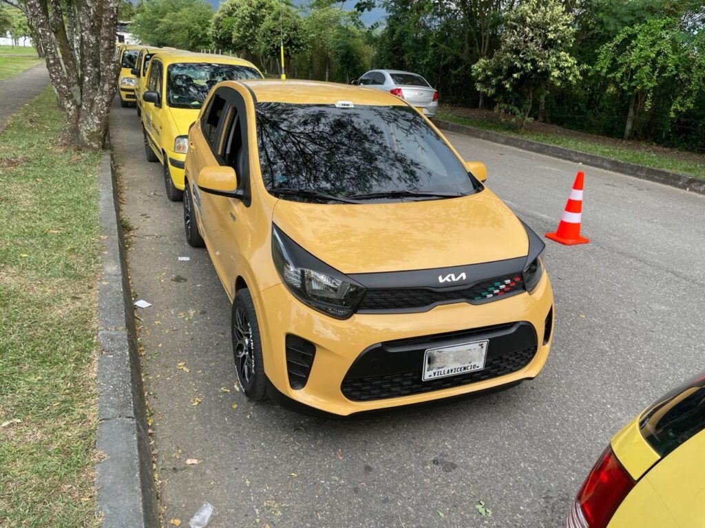 Villavicencio implementa SisTaxi para mejorar control del servicio de taxis