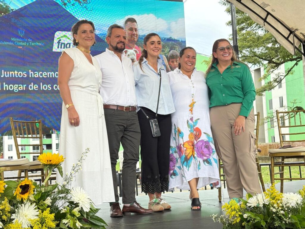 Entregan primera etapa del proyecto Centenario en Acacías: más de 120 familias serán beneficiadas 2