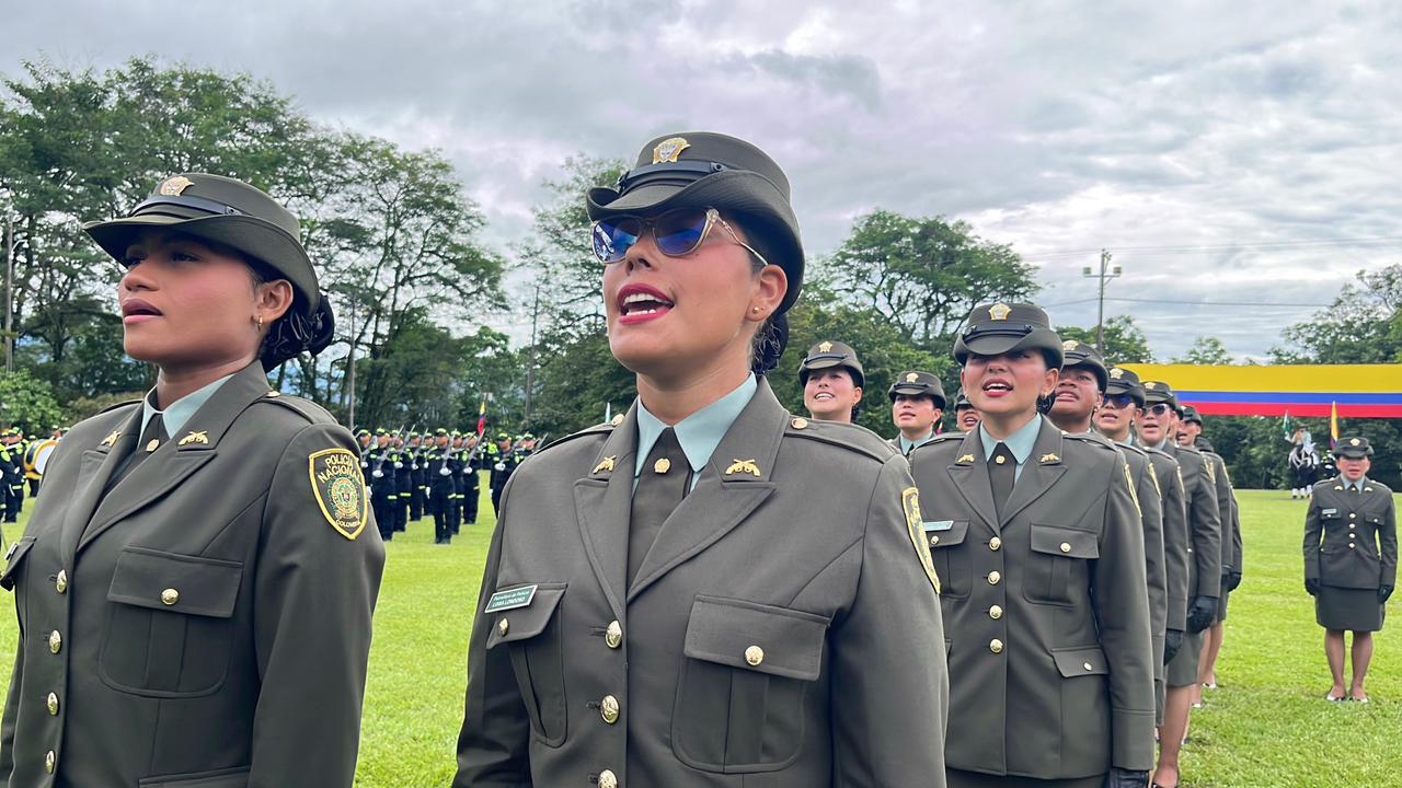 Más de 300 jóvenes se graduaron como patrulleros de Policía en Villavicencio