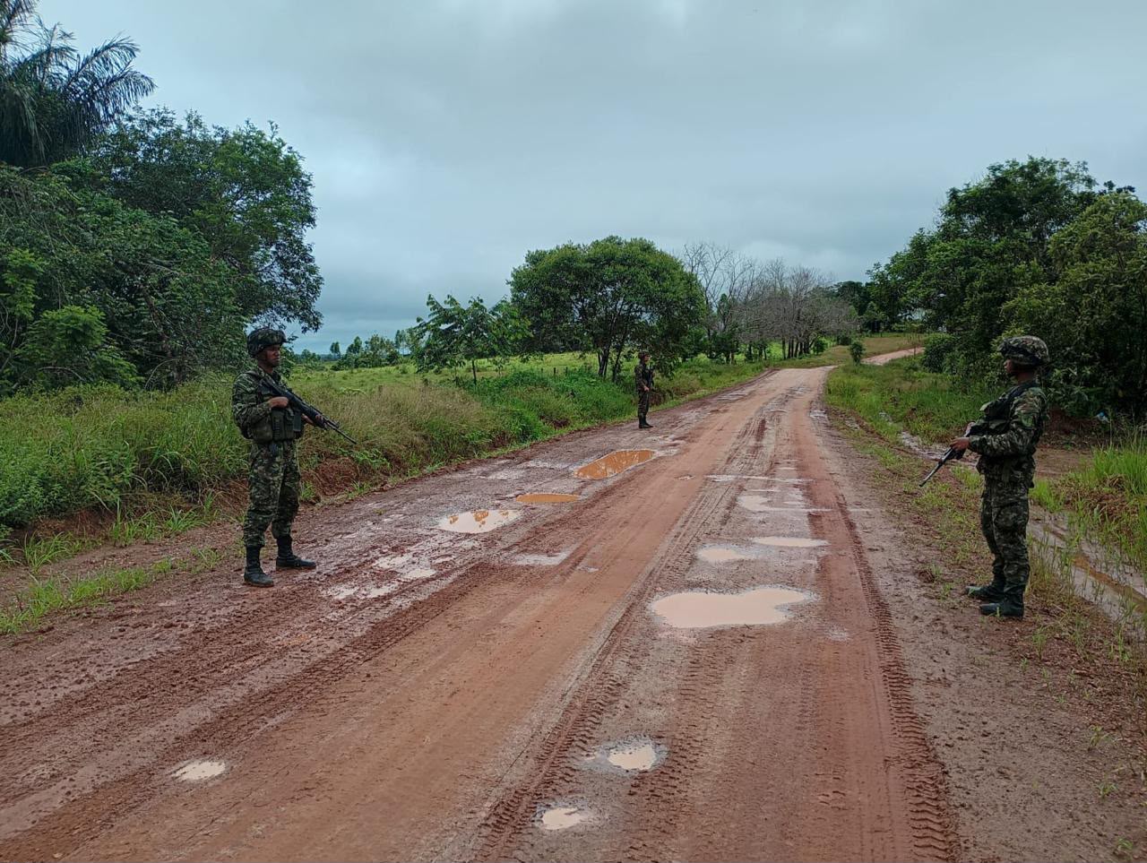 Autoridades coordinan comisión humanitaria tras confrontaciones armadas en Guaviare