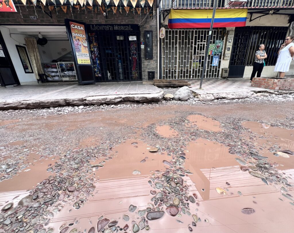 Villavicencio: La obra que tiene en números rojos al comercio de La Esperanza 2