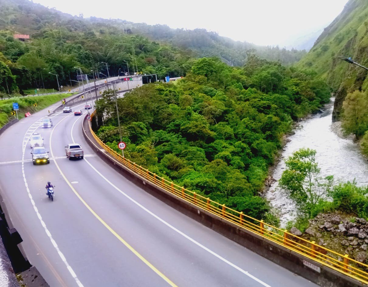 Vía Bogotá-Villavicencio: conozca los horarios del reversible y del Pico y Placa Regional