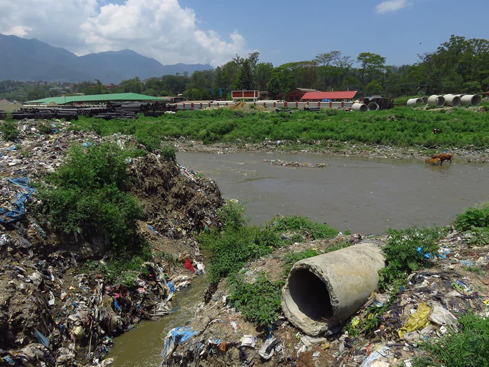 Caños de Villavicencio: la contaminación que amenaza la salud y aumenta el riesgo de inundaciones