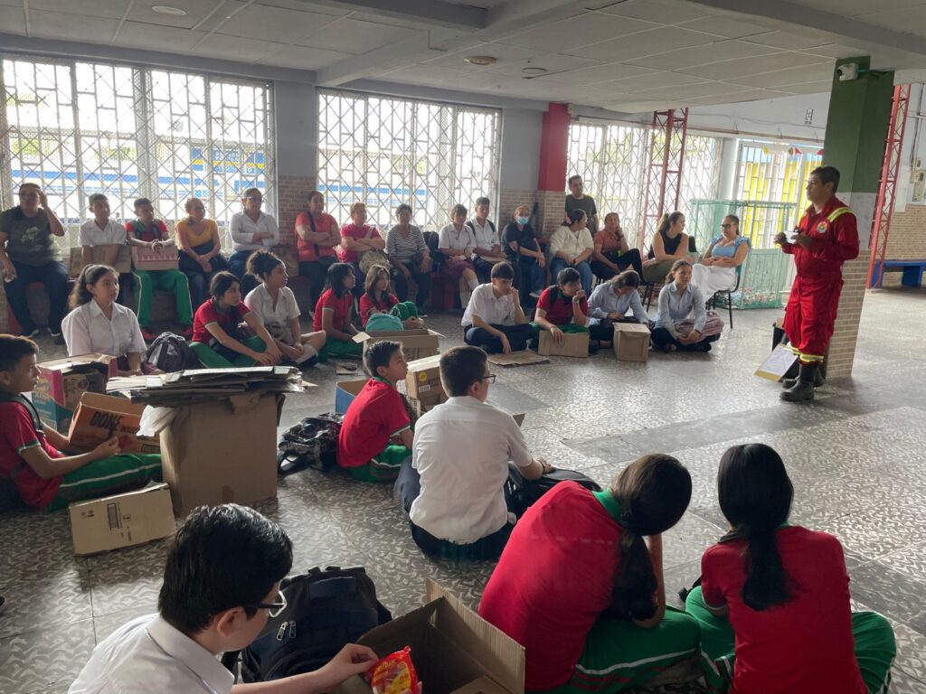 ¿Cómo se preparan los colegios de Villavicencio para una emergencia? Este es el nuevo plan