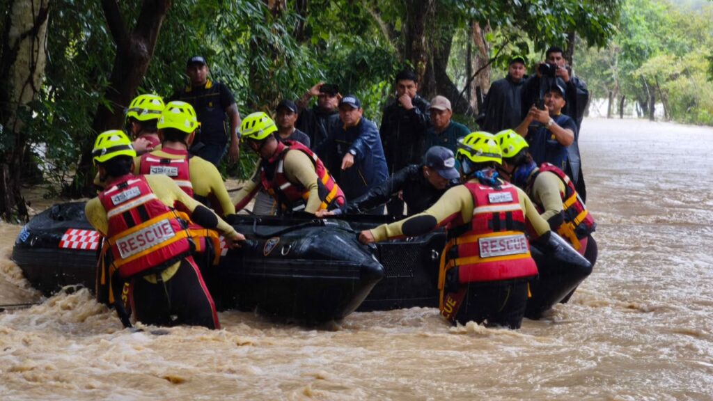 Lluvias provocan desbordamiento del río Tocaría y obligan a evacuar familias en Casanare 3 Lluvias provocan desbordamiento del río Tocaría y obligan a evacuar familias en Casanare 3