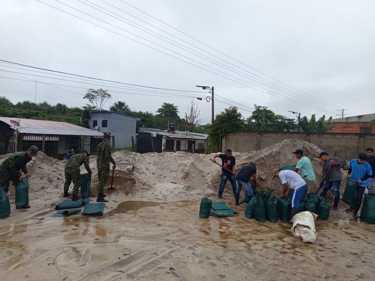 Inundaciones en Mitú movilizan apoyo para familias afectadas 1