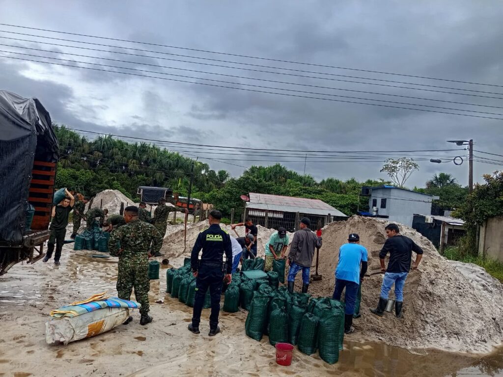 Inundaciones en Mitú movilizan apoyo para familias afectadas 2