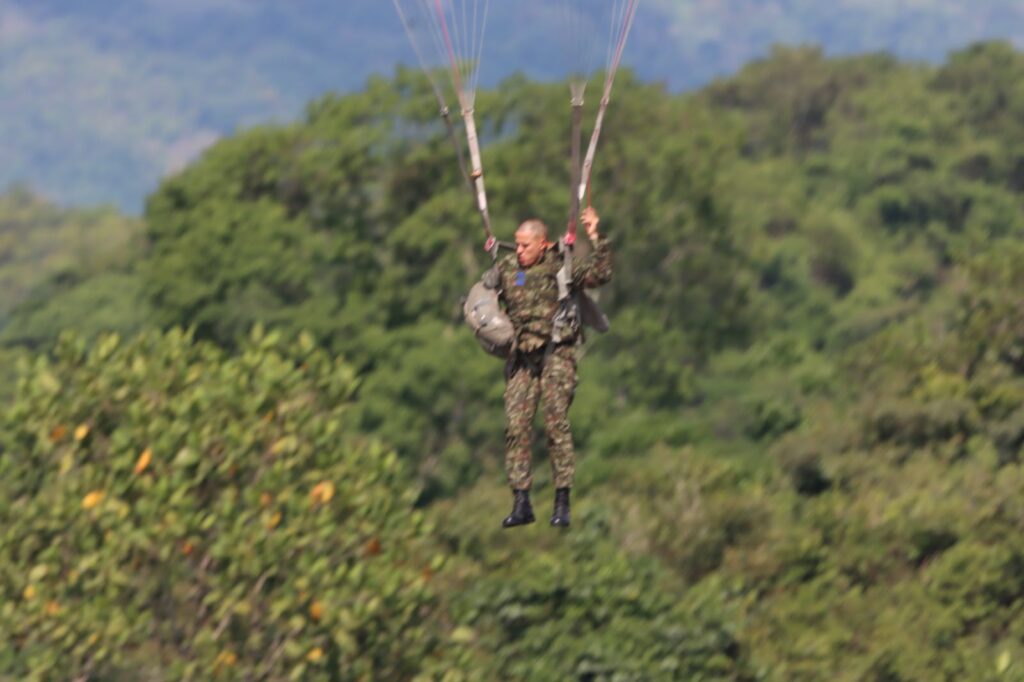 Antes de Tolemaida, estuvo Apiay: así nació el paracaidismo militar del Ejército en Colombia 3