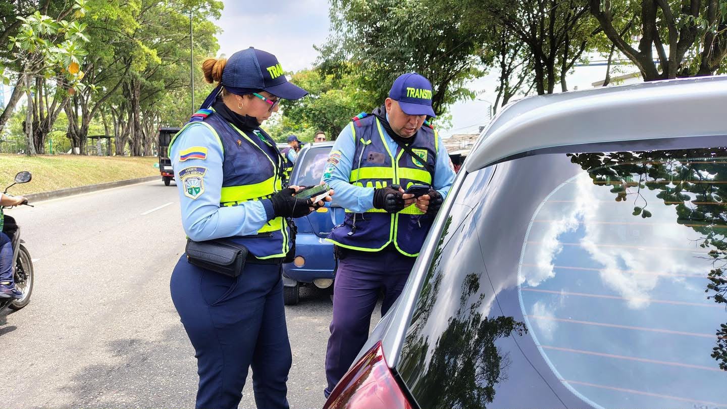 Plataformas de transporte vs. taxis: el conflicto que sigue sin resolverse en Villavicencio