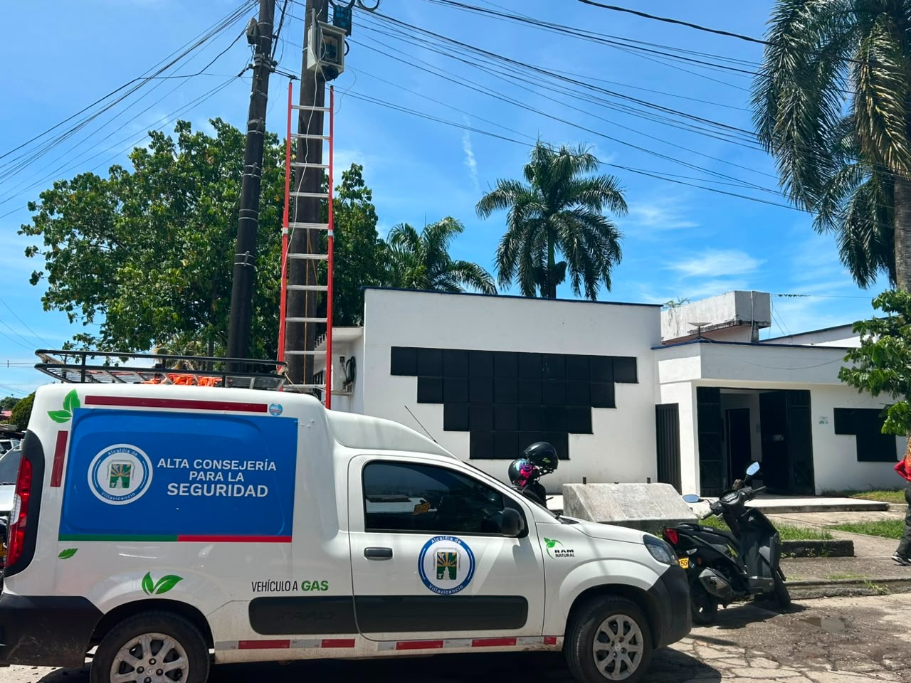 Villavicencio instala 50 alarmas comunitarias para reforzar la seguridad en el 80 % de las comunas 1