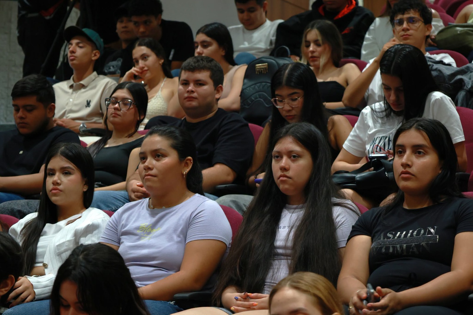 Estudiantes de grado 11 se adelantan a la universidad y cursan materias de primer semestre