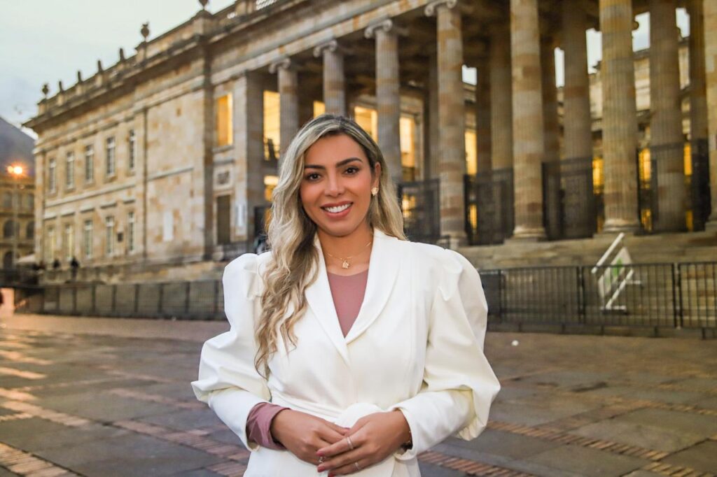 Cindy Palma dirigirá la ART y encabezará la estrategia de reconstrucción tras el terremoto 2 Cindy Palma dirigirá la ART y encabezará la estrategia de reconstrucción tras el terremoto 2