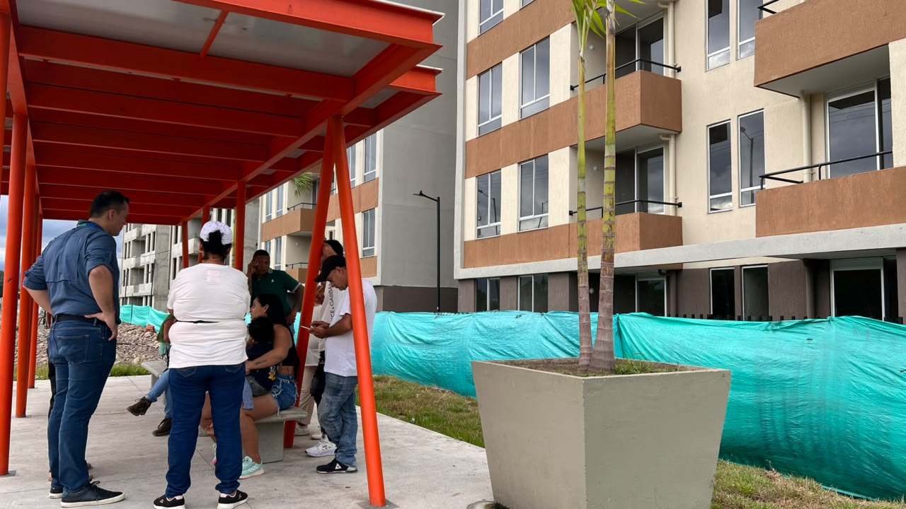 Alcaldía de Villavicencio alerta por falsas ofertas de lotes y vivienda difundidas por WhatsApp