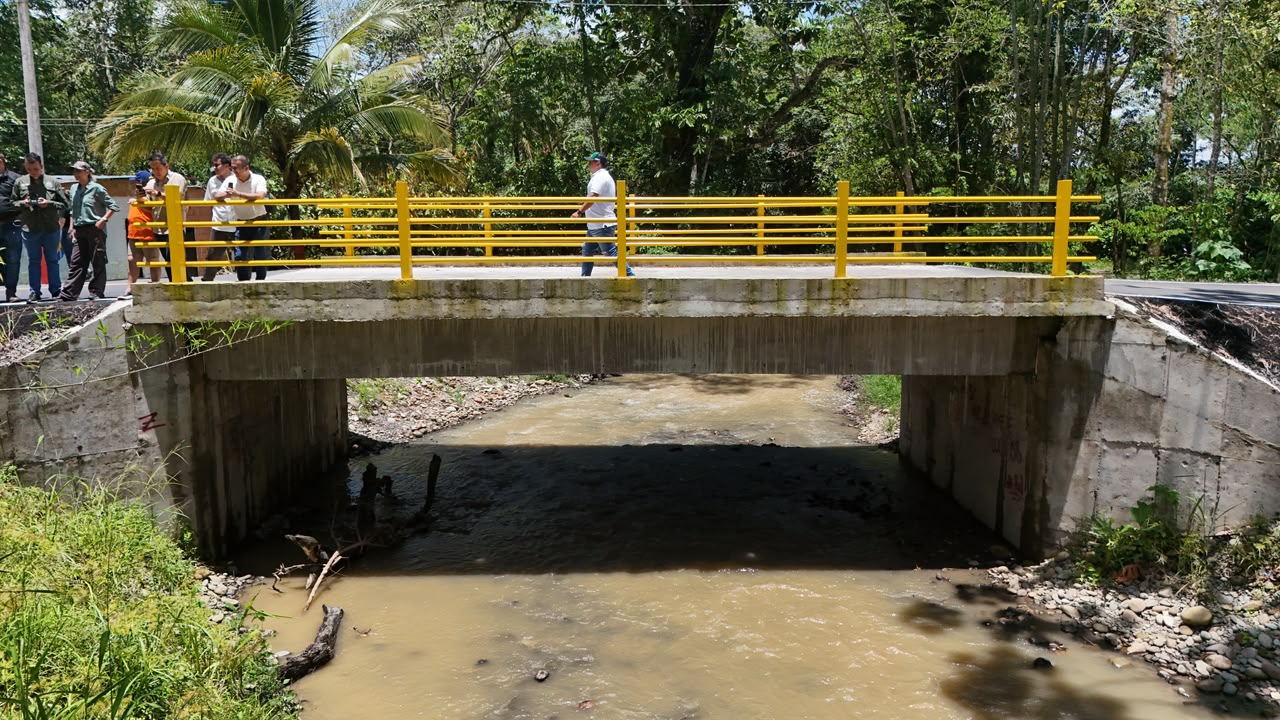 Cinco puentes destraban la conexión rural entre Granada y tres veredas del Meta 1