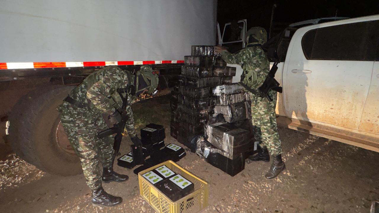 Incautan cerca de 1,2 toneladas de cocaína en Puerto Gaitán; cargamento tendría ruta hacia México y EE. UU.