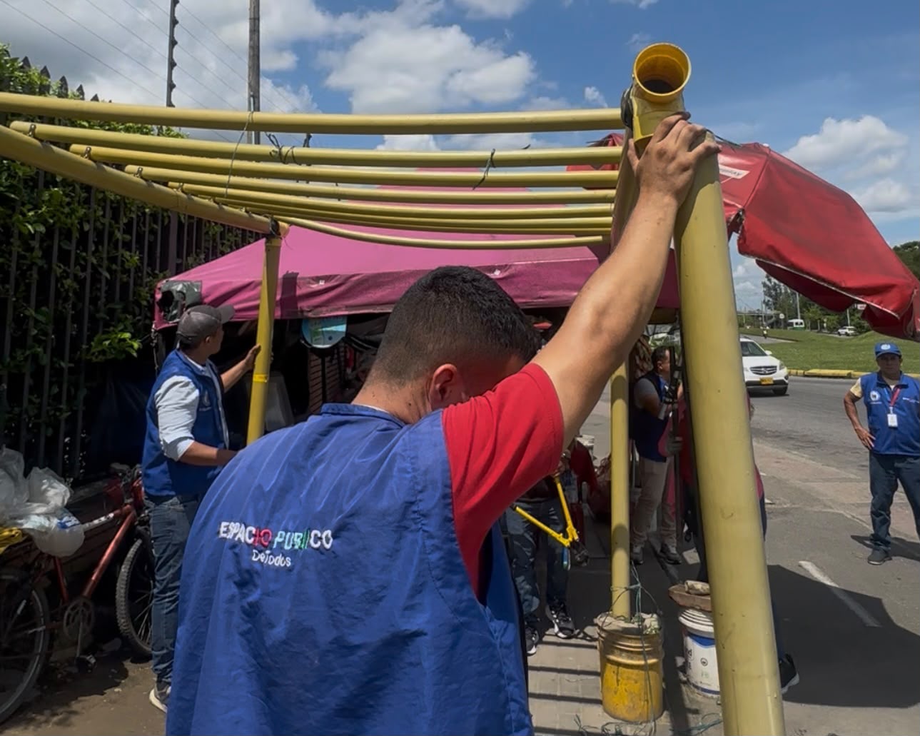 Retiran 18 casetas en Ciudad Porfía para recuperar el espacio público